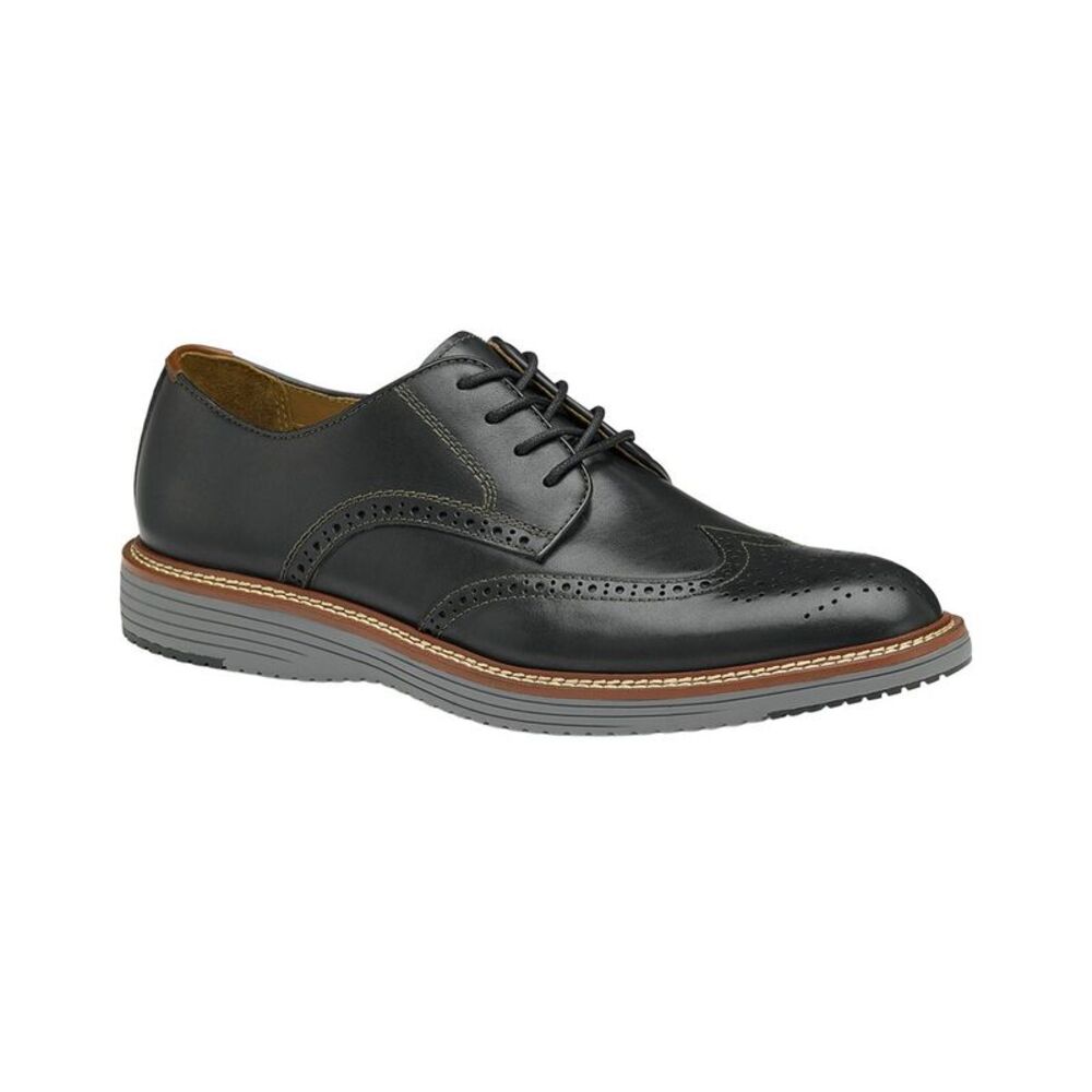 Johnston & Murphy Upton Wingtip Leather Oxford